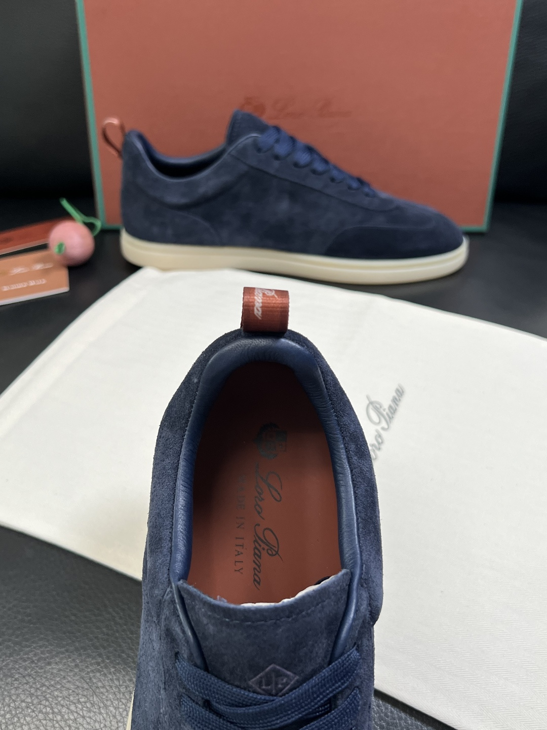 Loro Piana  高品质  顶级工艺品  诺悠翩雅  新品专柜同步原厂配置，鞋面意大利进口牛皮面料