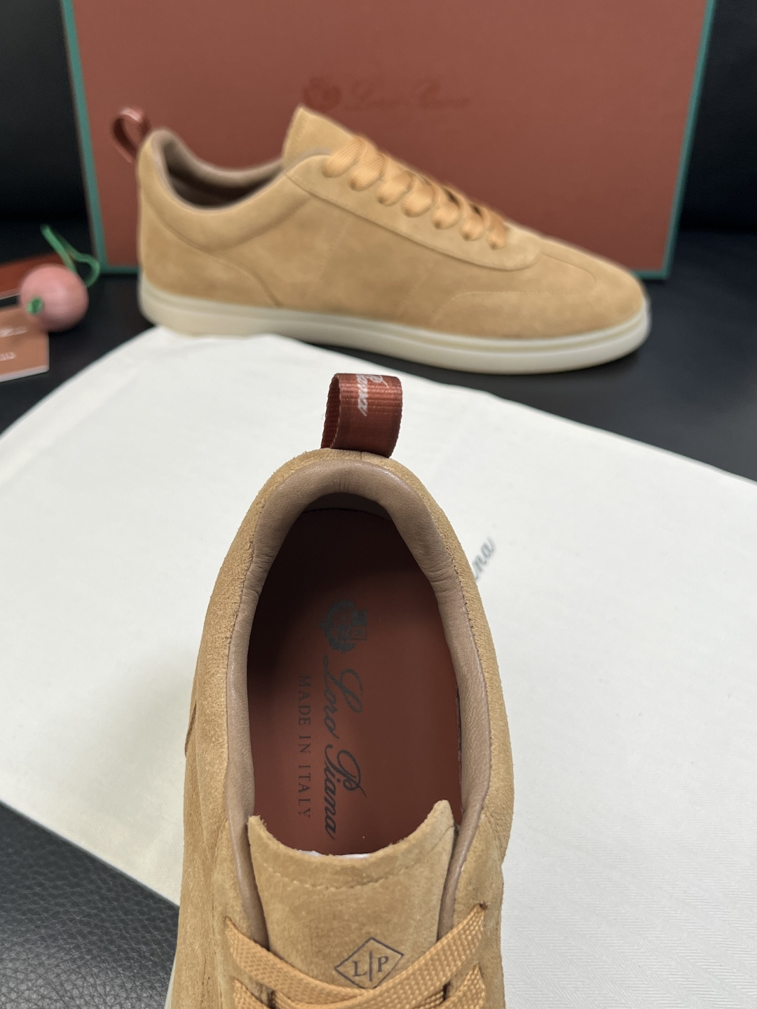 Loro Piana  高品质  顶级工艺品  诺悠翩雅  新品专柜同步原厂配置，鞋面意大利进口牛皮面料