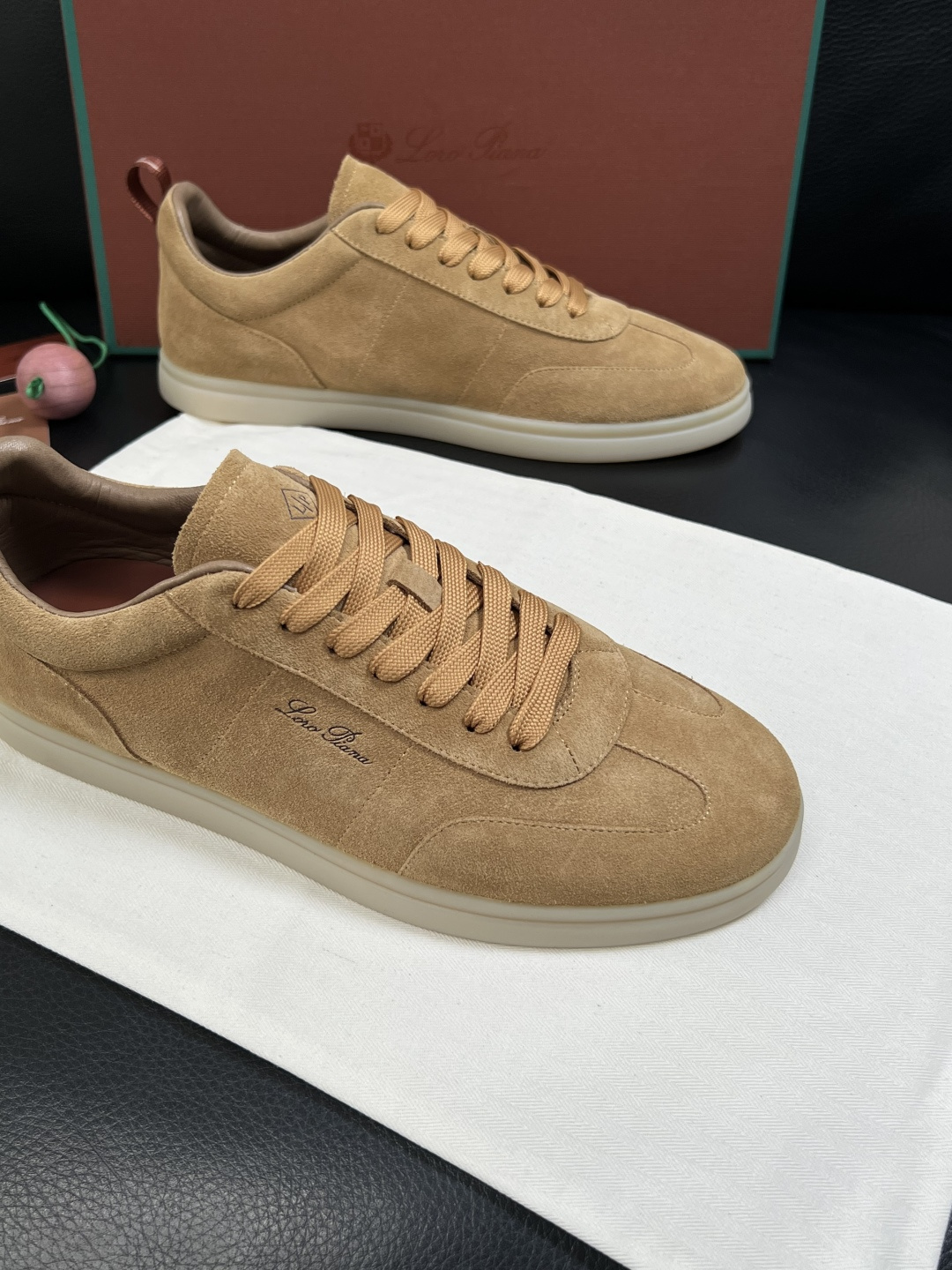 Loro Piana  高品质  顶级工艺品  诺悠翩雅  新品专柜同步原厂配置，鞋面意大利进口牛皮面料
