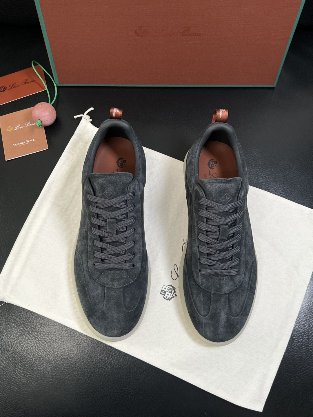 Loro Piana  高品质  顶级工艺品  诺悠翩雅  新品专柜同步原厂配置，鞋面意大利进口牛皮面料