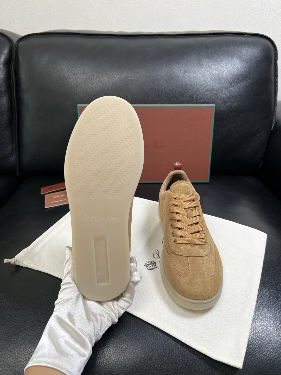 Loro Piana  高品质  顶级工艺品  诺悠翩雅  新品专柜同步原厂配置，鞋面意大利进口牛皮面料
