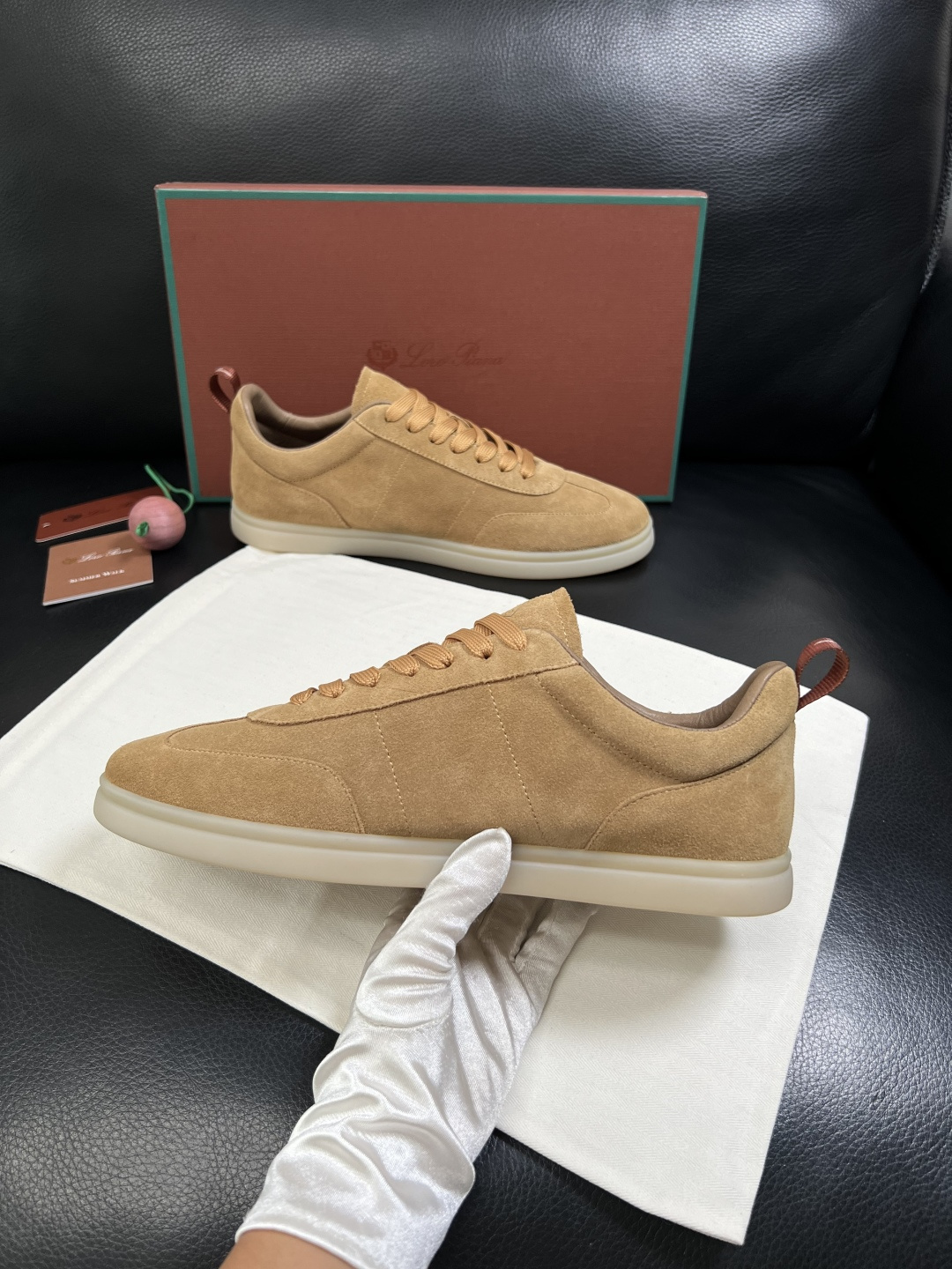 Loro Piana  高品质  顶级工艺品  诺悠翩雅  新品专柜同步原厂配置，鞋面意大利进口牛皮面料