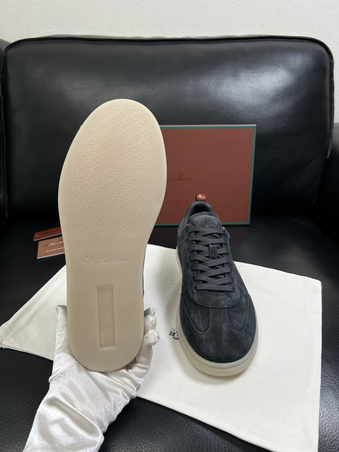Loro Piana  高品质  顶级工艺品  诺悠翩雅  新品专柜同步原厂配置，鞋面意大利进口牛皮面料