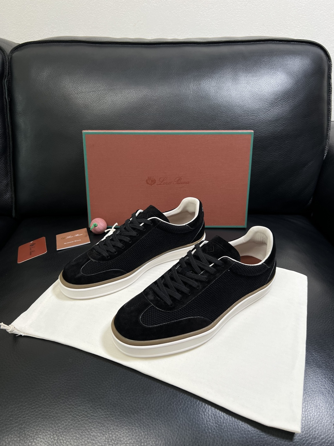 Loro Piana  高品质  顶级工艺品  诺悠翩雅  新品专柜同步原厂配置，鞋面意大利进口牛皮面料