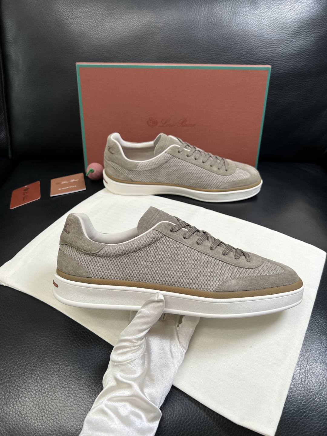 Loro Piana  高品质  顶级工艺品  诺悠翩雅  新品专柜同步原厂配置，鞋面意大利进口牛皮面料