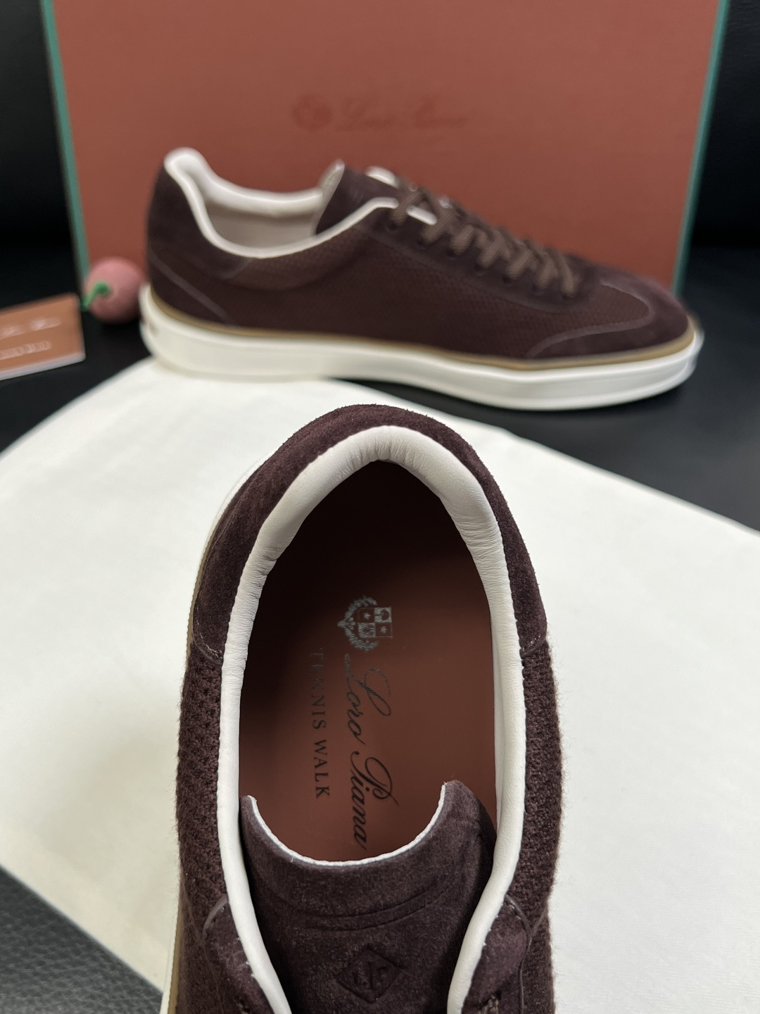 Loro Piana  高品质  顶级工艺品  诺悠翩雅  新品专柜同步原厂配置，鞋面意大利进口牛皮面料