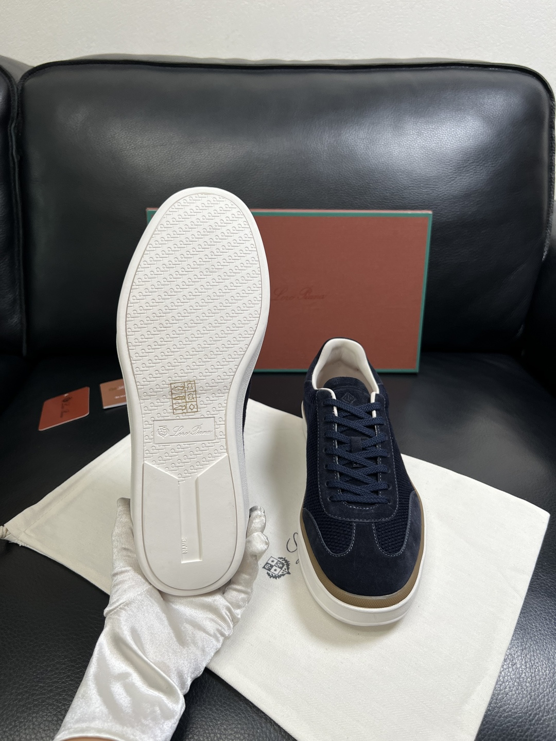 Loro Piana  高品质  顶级工艺品  诺悠翩雅  新品专柜同步原厂配置，鞋面意大利进口牛皮面料