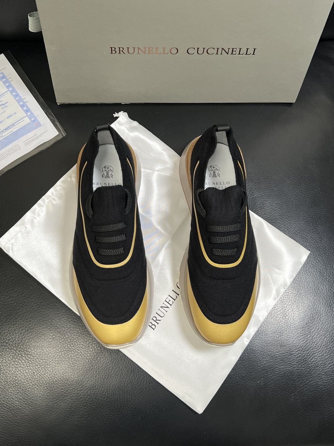 Brunello Cucinelli  高品质 顶级工艺品  BC  专柜同步原厂配置，意大利进口牛皮面