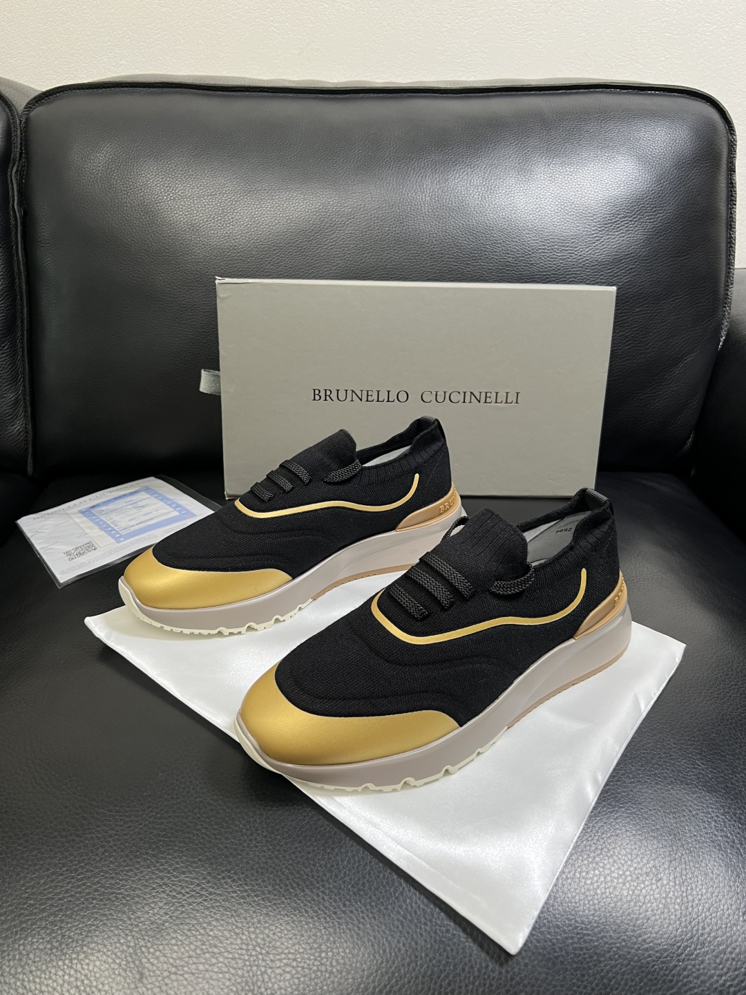 Brunello Cucinelli  高品质 顶级工艺品  BC  专柜同步原厂配置，意大利进口牛皮面