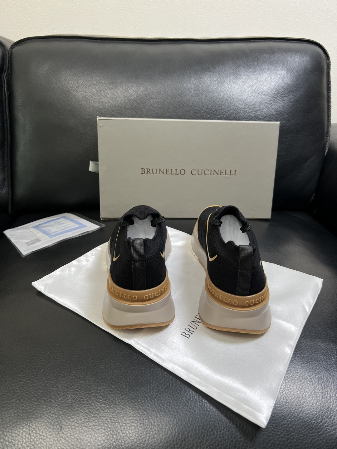 Brunello Cucinelli  高品质 顶级工艺品  BC  专柜同步原厂配置，意大利进口牛皮面