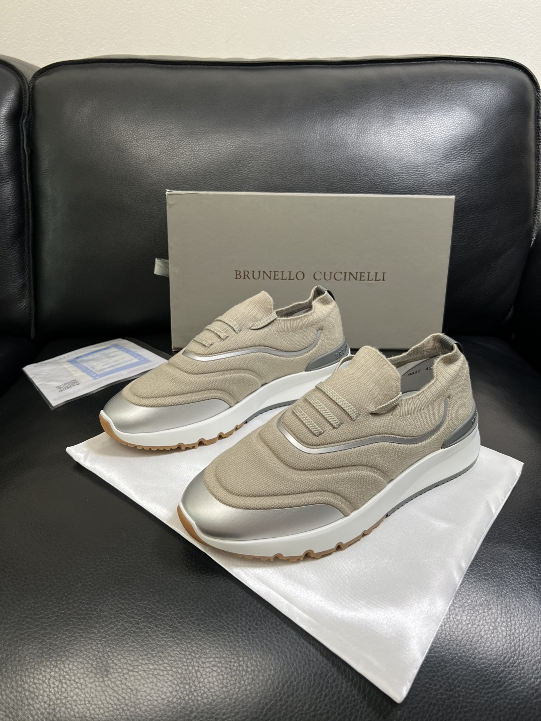 Brunello Cucinelli  高品质 顶级工艺品  BC  专柜同步原厂配置，意大利进口牛皮面
