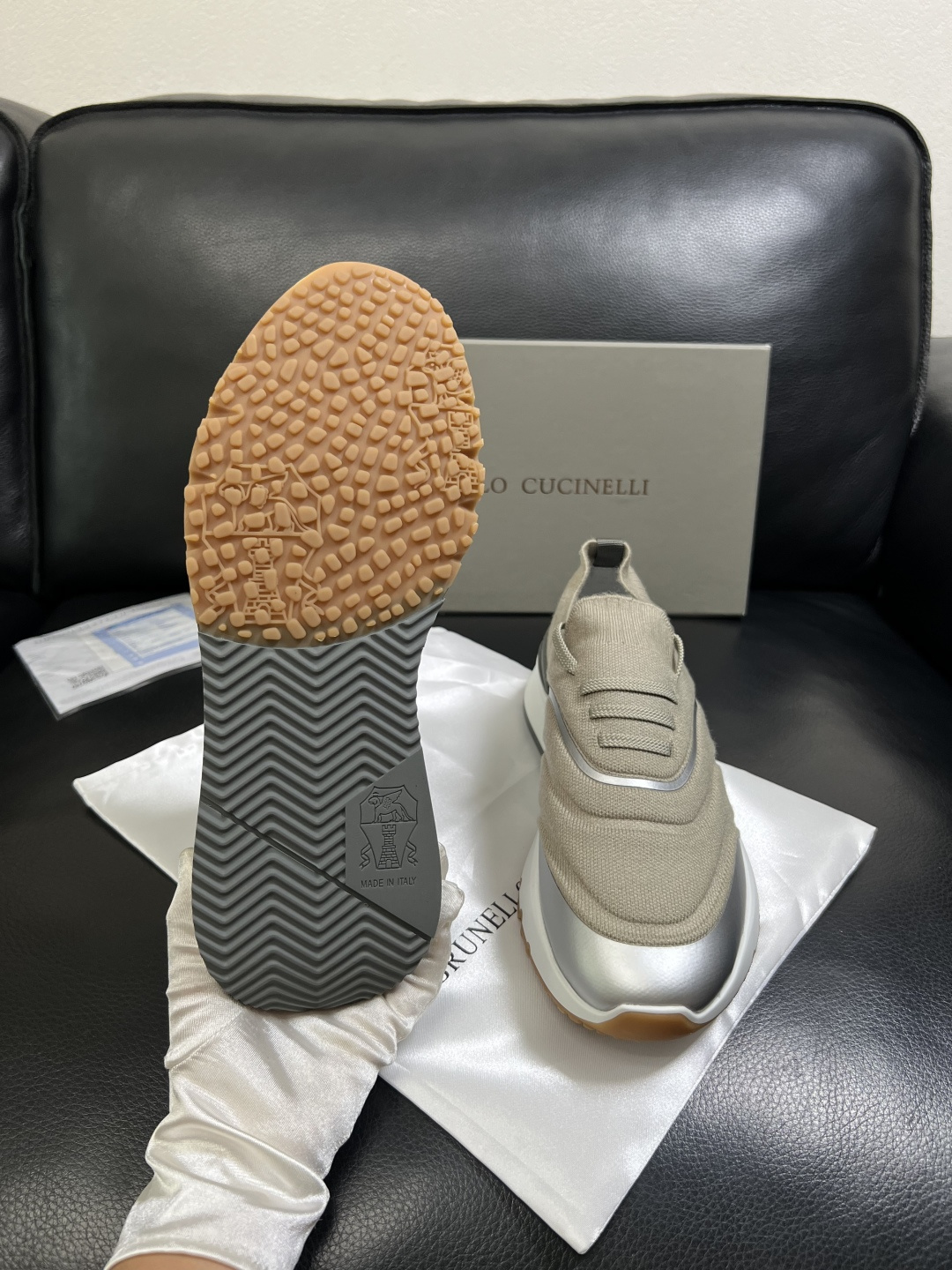 Brunello Cucinelli  高品质 顶级工艺品  BC  专柜同步原厂配置，意大利进口牛皮面