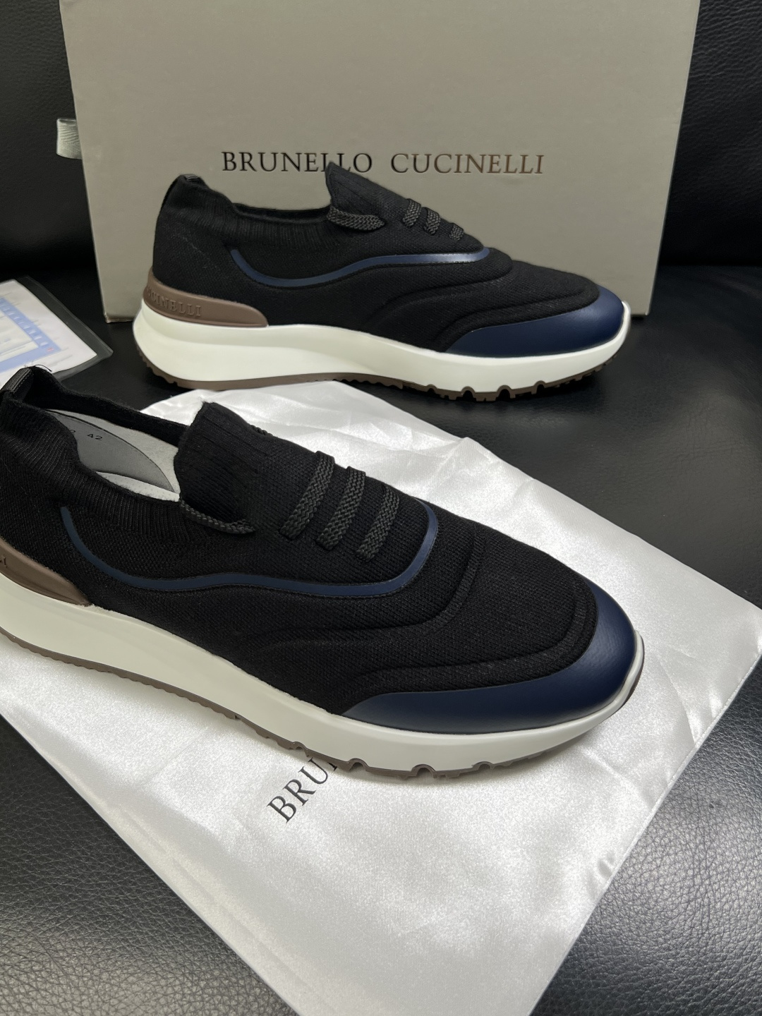 Brunello Cucinelli  高品质 顶级工艺品  BC  专柜同步原厂配置，意大利进口牛皮面