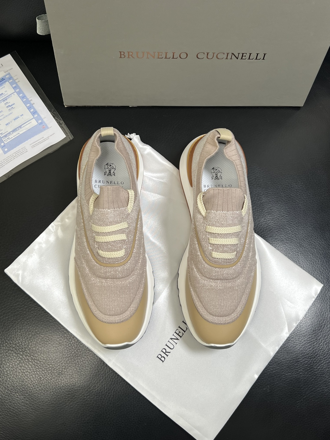 Brunello Cucinelli  高品质 顶级工艺品  BC  专柜同步原厂配置，意大利进口牛皮面