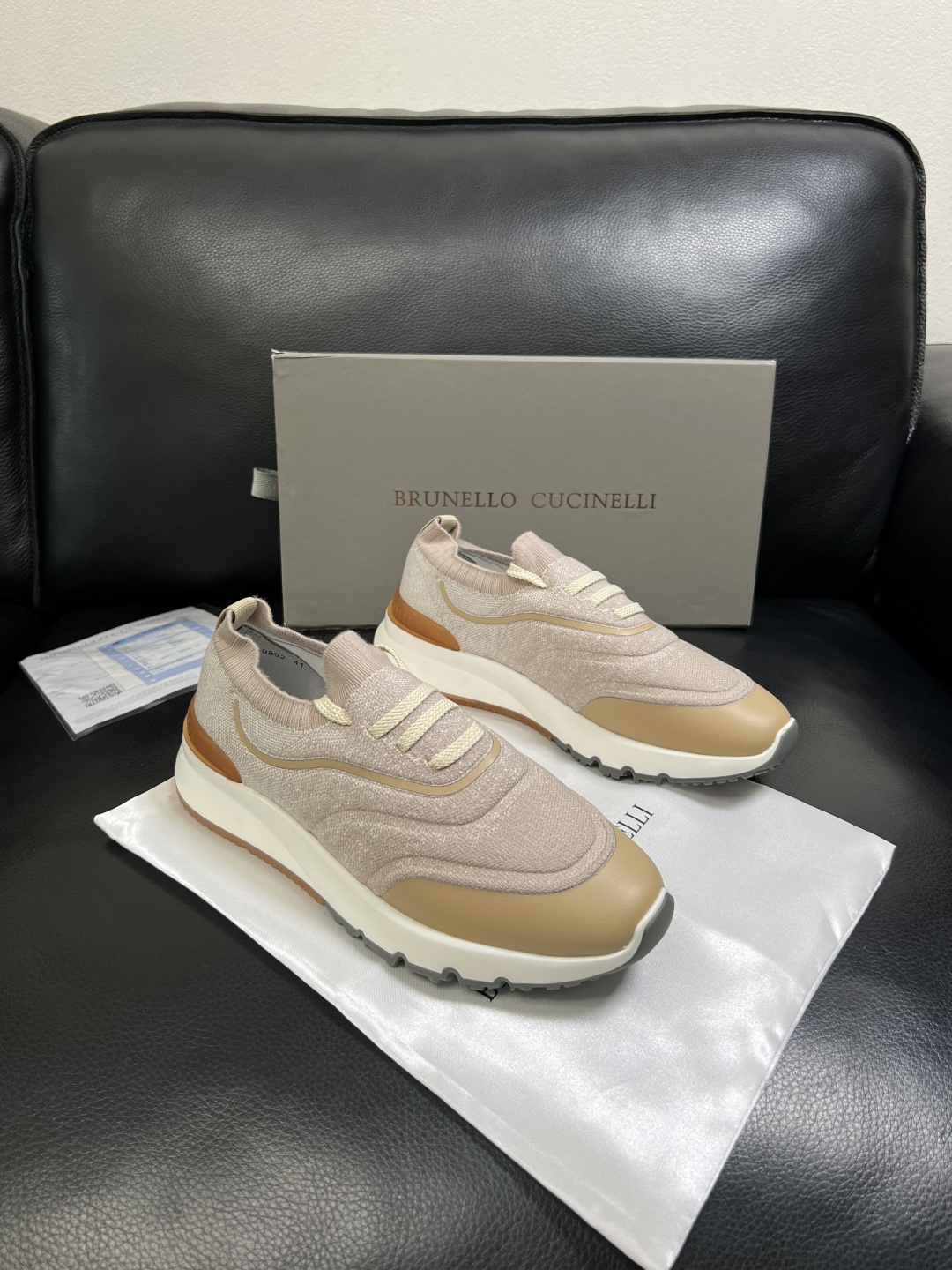 Brunello Cucinelli  高品质 顶级工艺品  BC  专柜同步原厂配置，意大利进口牛皮面