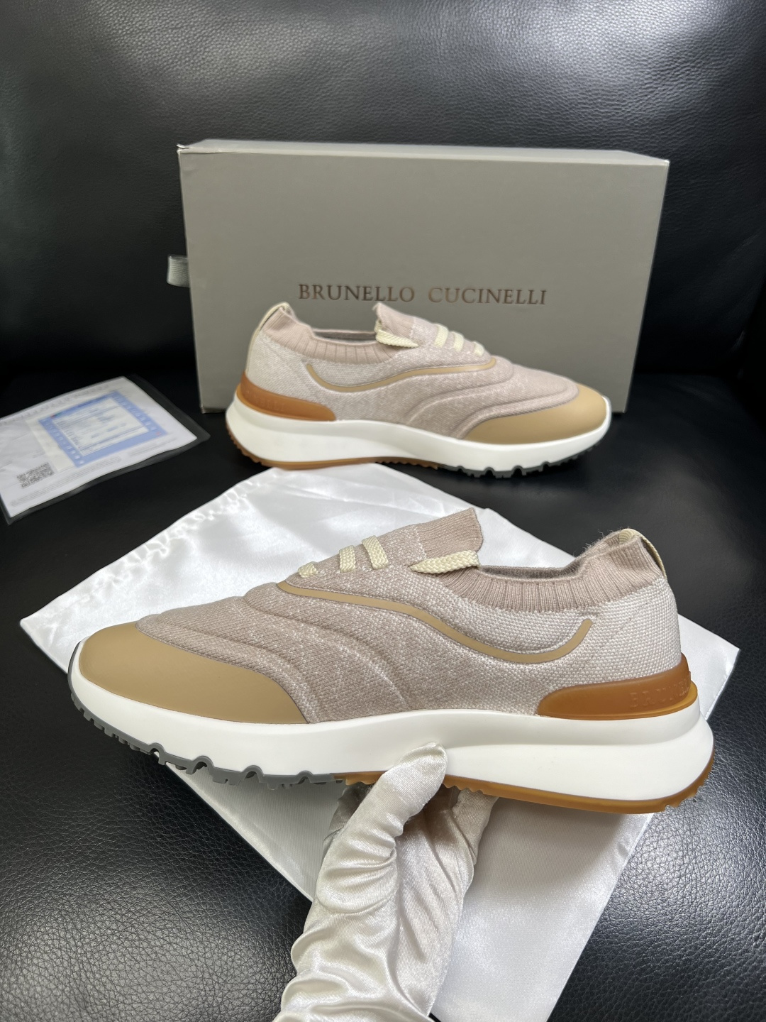 Brunello Cucinelli  高品质 顶级工艺品  BC  专柜同步原厂配置，意大利进口牛皮面