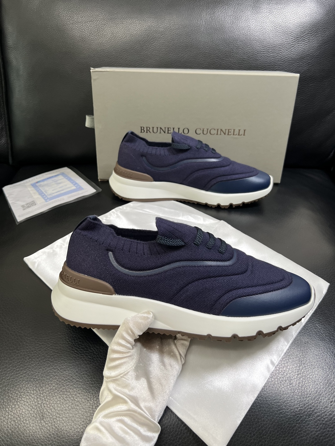 Brunello Cucinelli  高品质 顶级工艺品  BC  专柜同步原厂配置，意大利进口牛皮面