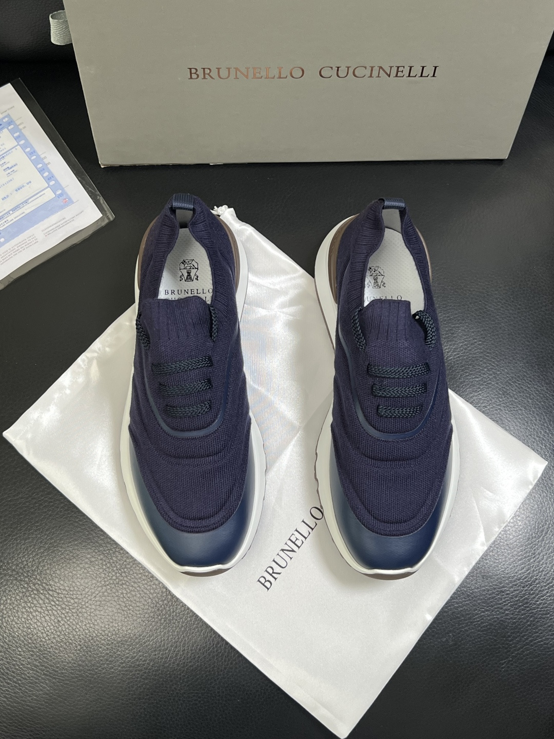 Brunello Cucinelli  高品质 顶级工艺品  BC  专柜同步原厂配置，意大利进口牛皮面