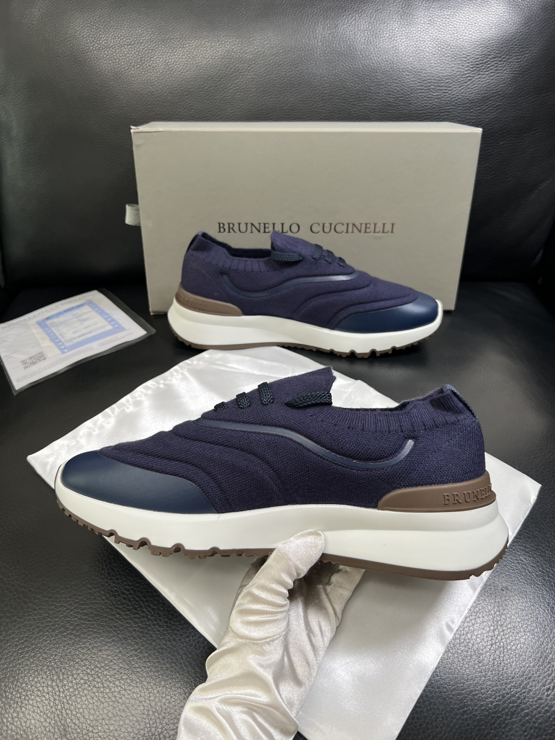 Brunello Cucinelli  高品质 顶级工艺品  BC  专柜同步原厂配置，意大利进口牛皮面