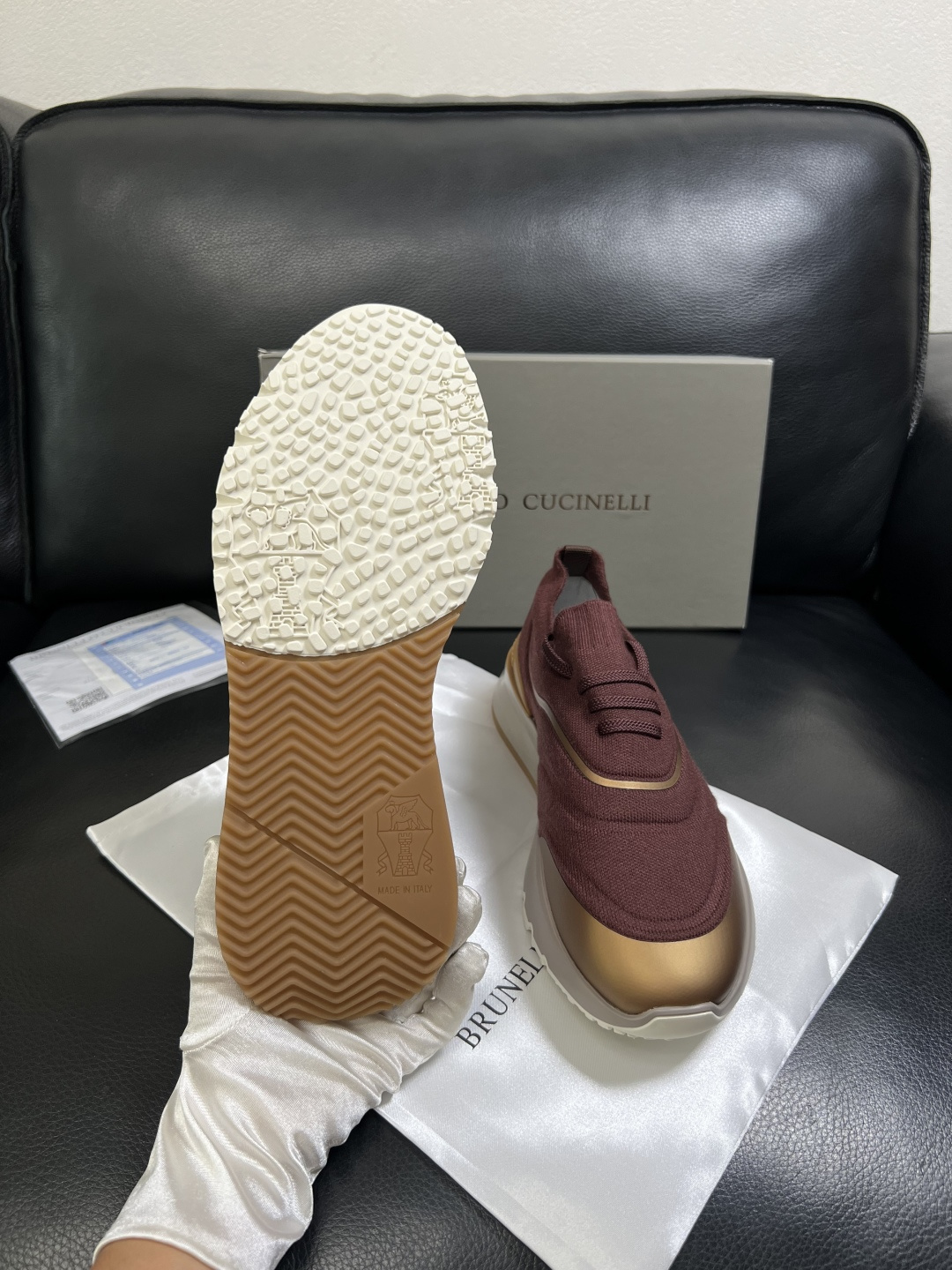 Brunello Cucinelli  高品质 顶级工艺品  BC  专柜同步原厂配置，意大利进口牛皮面
