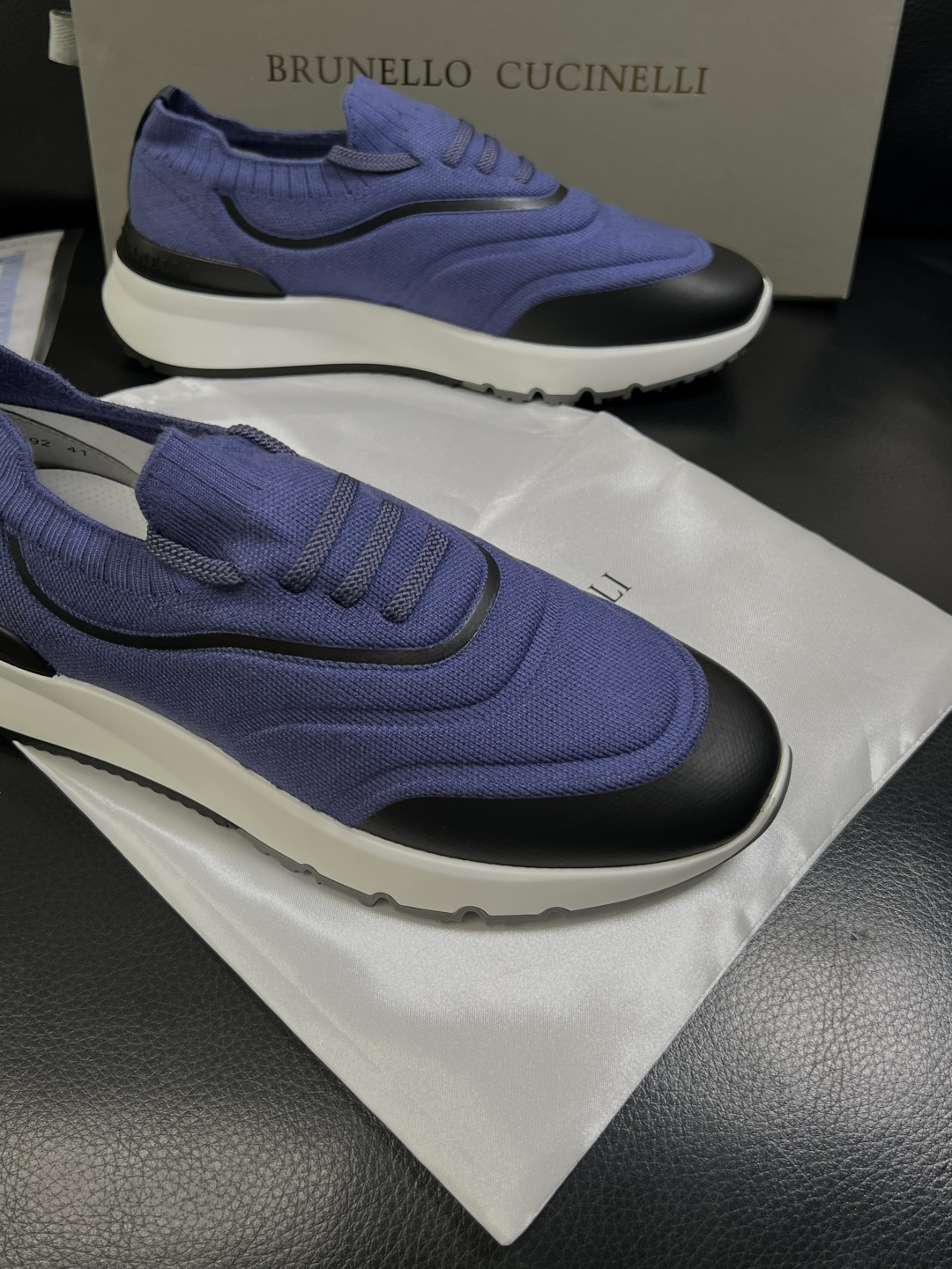 Brunello Cucinelli  高品质 顶级工艺品  BC  专柜同步原厂配置，意大利进口牛皮面