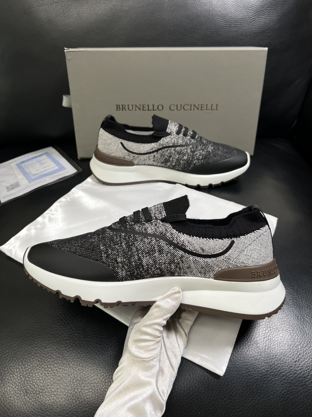 Brunello Cucinelli  高品质 顶级工艺品  BC  专柜同步原厂配置，意大利进口牛皮面