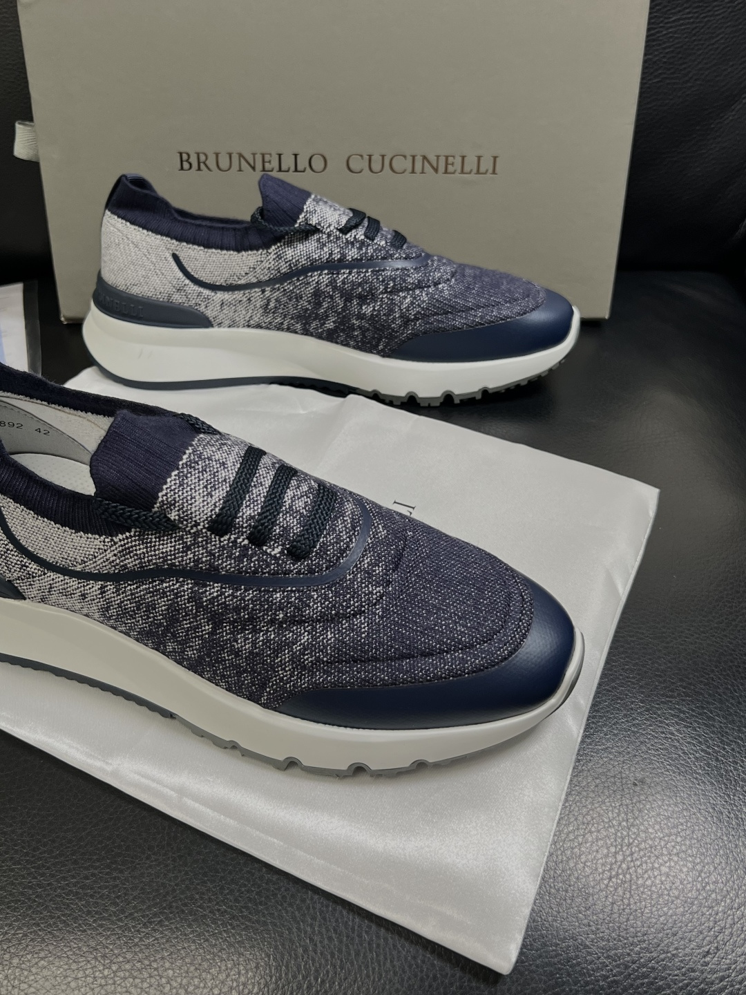 Brunello Cucinelli  高品质 顶级工艺品  BC  专柜同步原厂配置，意大利进口牛皮面