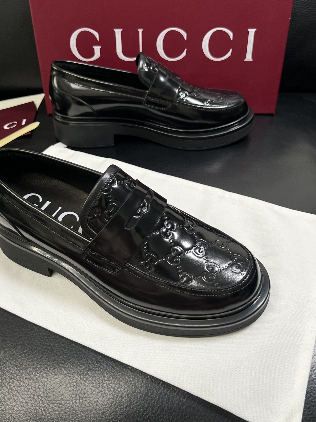 Gucci 高品质  顶级工艺品  古奇  皮鞋专柜新款原厂配置，意大利进口牛皮面料，进口牛皮内里垫，透