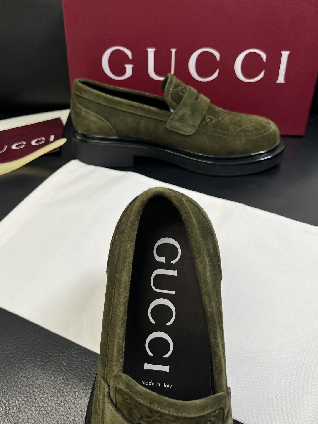 Gucci 高品质  顶级工艺品  古奇  皮鞋专柜新款原厂配置，意大利进口牛皮面料，进口牛皮内里垫，透