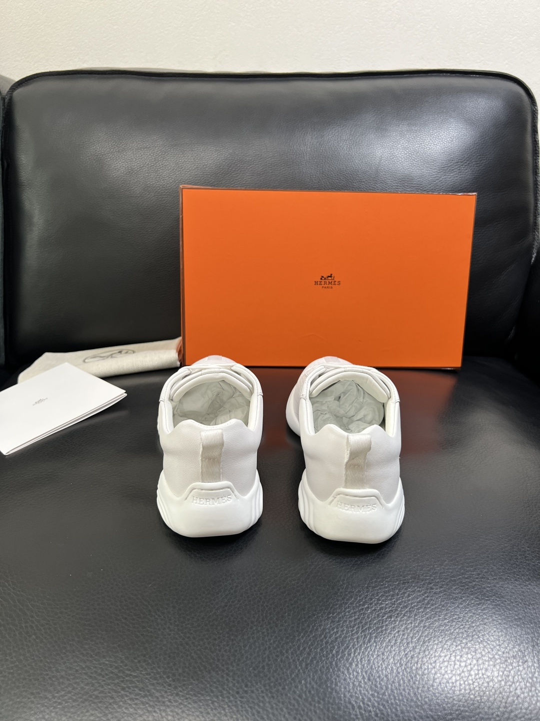 Hermes  高品质  顶级工艺品  爱马仕 专柜同步发售原厂配置，意大利进口原版牛皮面料，高品质拼接