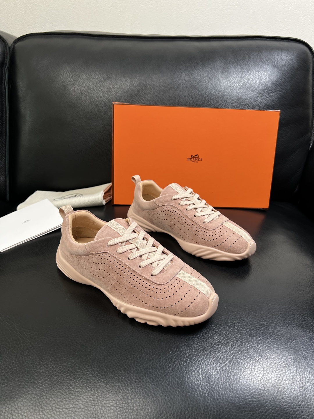 Hermes  高品质  顶级工艺品  爱马仕 专柜同步发售原厂配置，意大利进口原版牛皮面料，高品质拼接