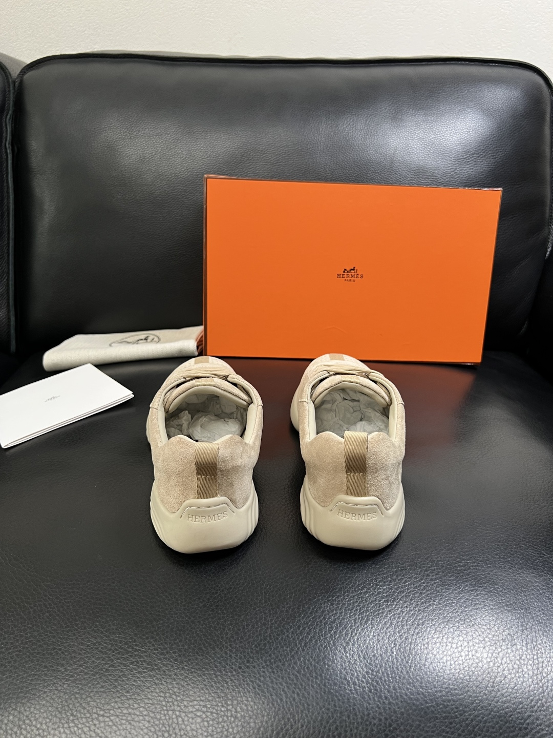 Hermes  高品质  顶级工艺品  爱马仕 专柜同步发售原厂配置，意大利进口原版牛皮面料，高品质拼接
