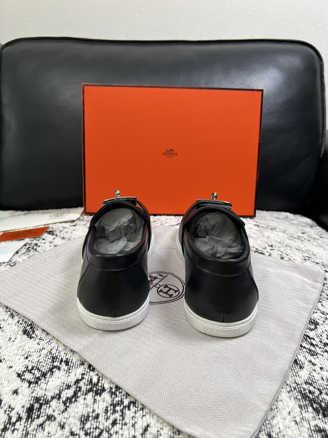 Hermes  高品质  顶级工艺品  爱马仕 专柜同步发售原厂配置，意大利进口原版牛皮面料，高品质拼接