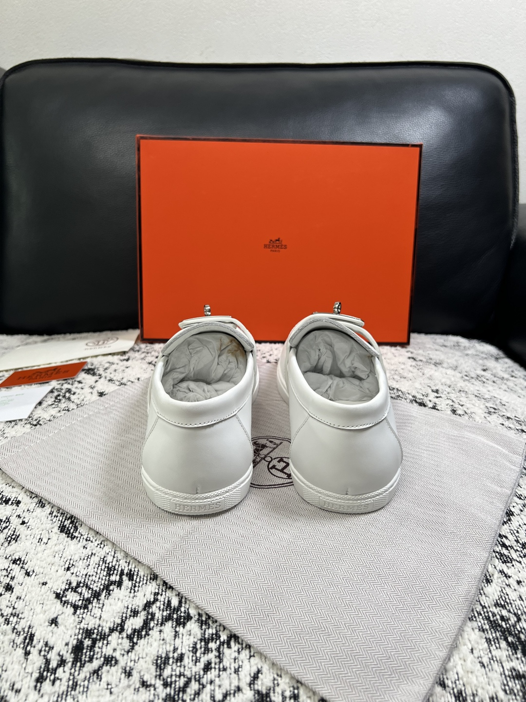 Hermes  高品质  顶级工艺品  爱马仕 专柜同步发售原厂配置，意大利进口原版牛皮面料，高品质拼接