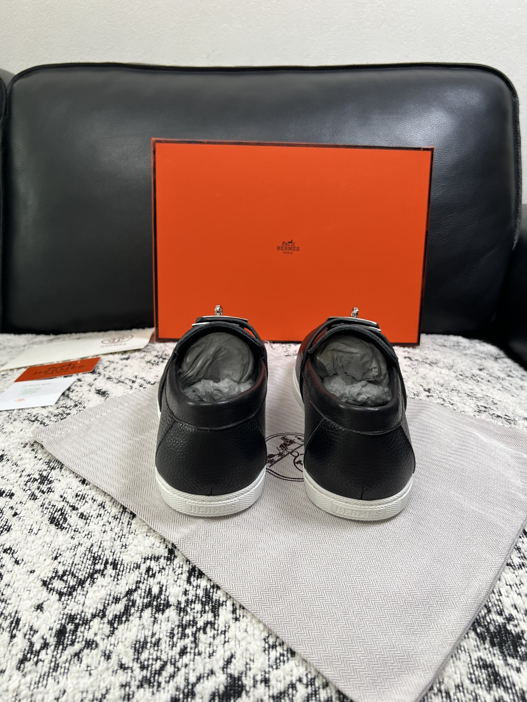 Hermes  高品质  顶级工艺品  爱马仕 专柜同步发售原厂配置，意大利进口原版牛皮面料，高品质拼接