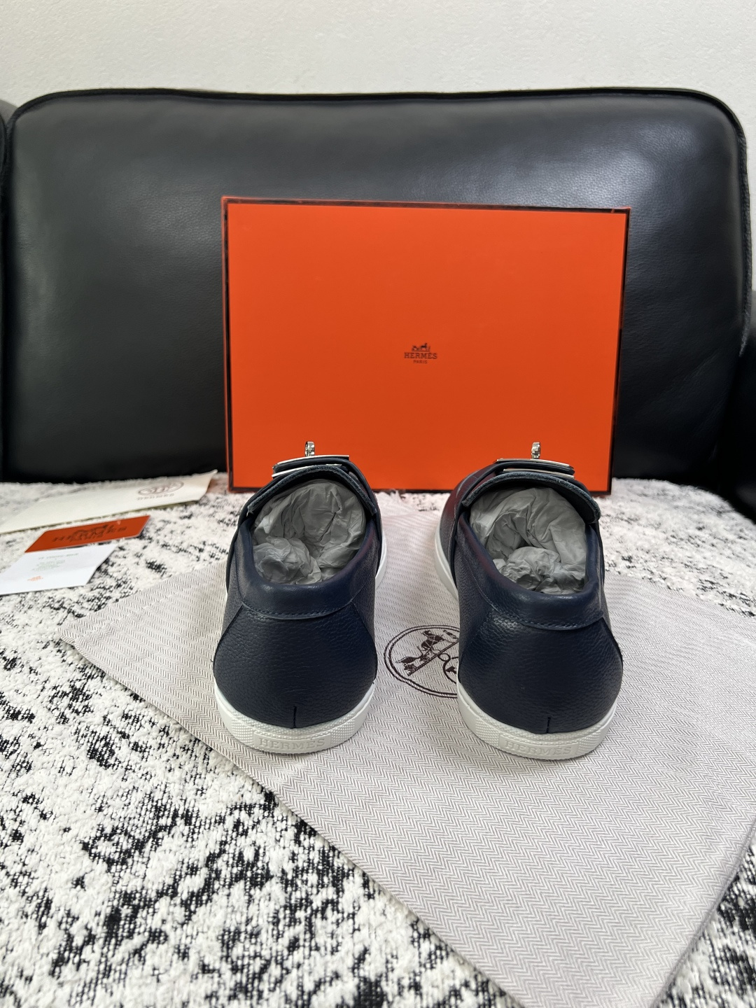 Hermes  高品质  顶级工艺品  爱马仕 专柜同步发售原厂配置，意大利进口原版牛皮面料，高品质拼接