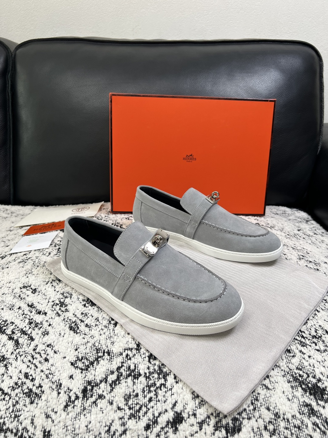 Hermes  高品质  顶级工艺品  爱马仕 专柜同步发售原厂配置，意大利进口原版牛皮面料，高品质拼接