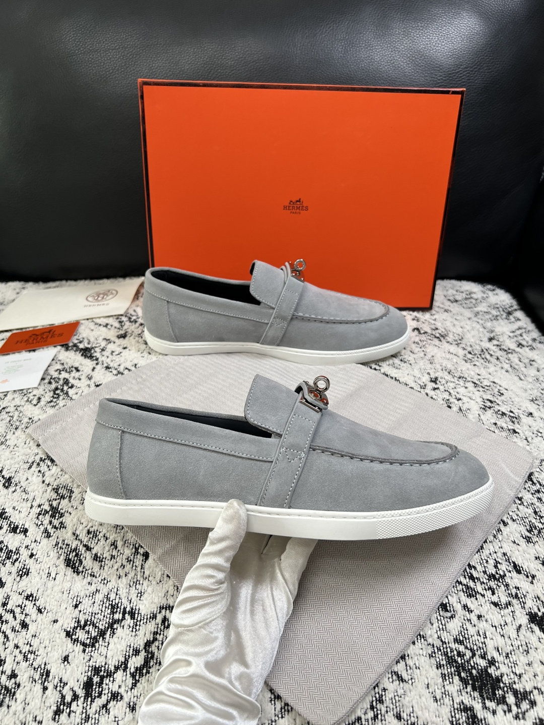 Hermes  高品质  顶级工艺品  爱马仕 专柜同步发售原厂配置，意大利进口原版牛皮面料，高品质拼接