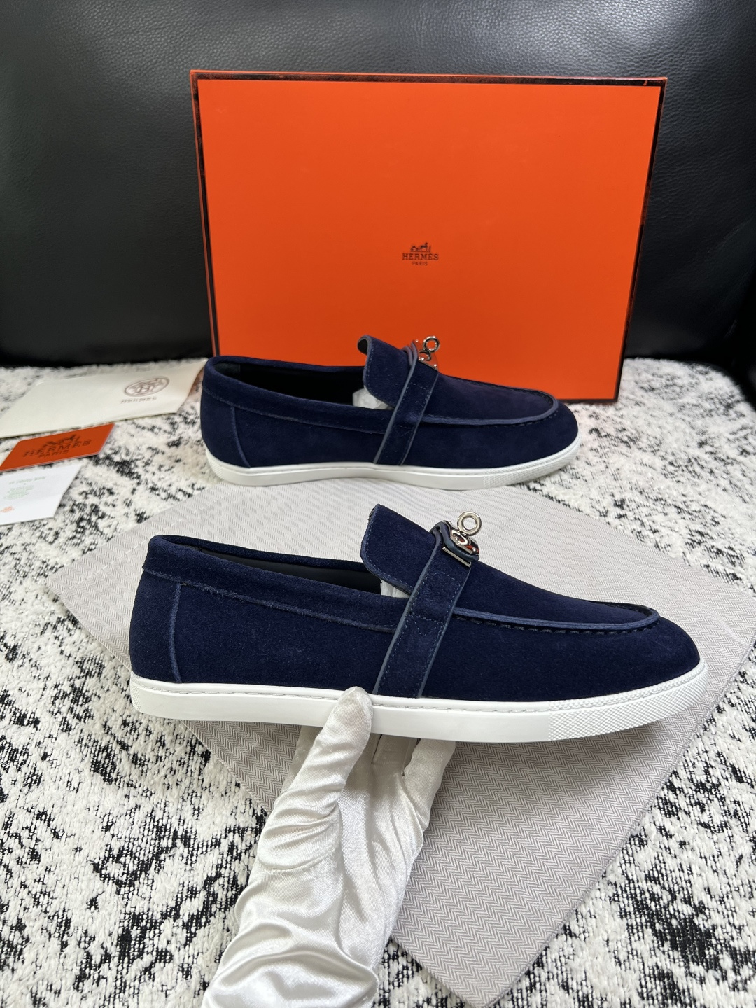 Hermes  高品质  顶级工艺品  爱马仕 专柜同步发售原厂配置，意大利进口原版牛皮面料，高品质拼接