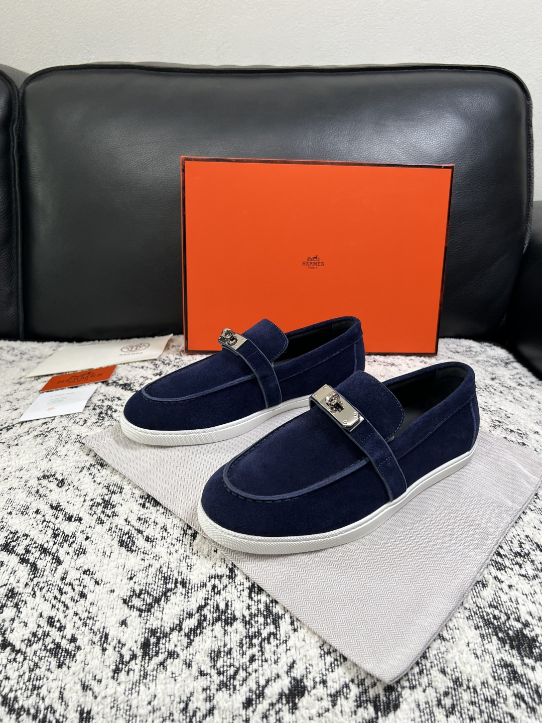 Hermes  高品质  顶级工艺品  爱马仕 专柜同步发售原厂配置，意大利进口原版牛皮面料，高品质拼接