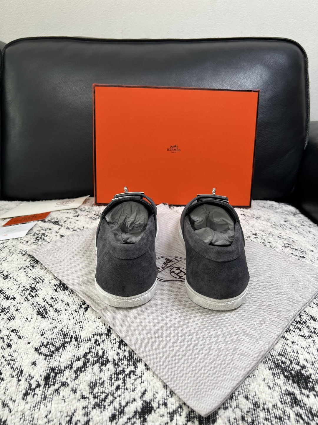 Hermes  高品质  顶级工艺品  爱马仕 专柜同步发售原厂配置，意大利进口原版牛皮面料，高品质拼接