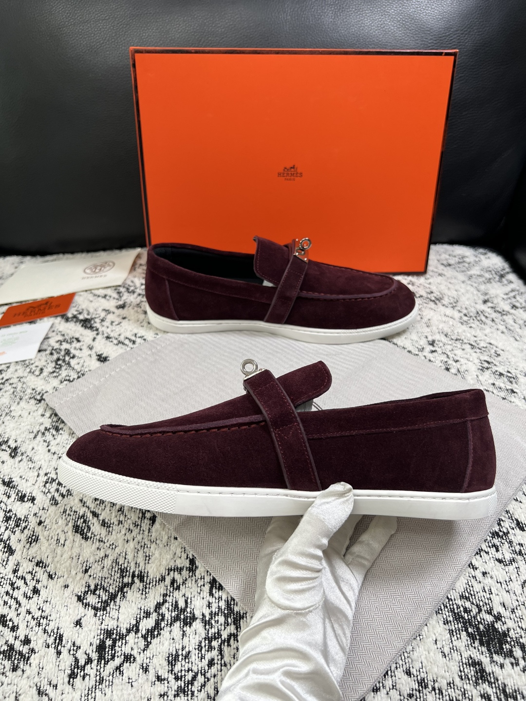 Hermes  高品质  顶级工艺品  爱马仕 专柜同步发售原厂配置，意大利进口原版牛皮面料，高品质拼接
