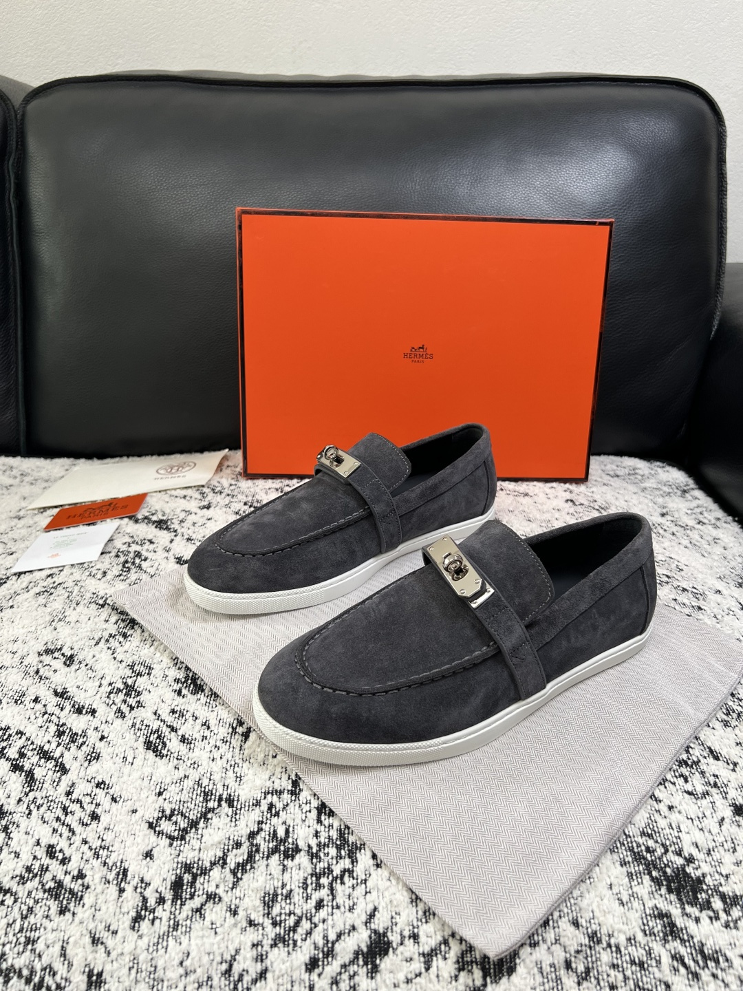 Hermes  高品质  顶级工艺品  爱马仕 专柜同步发售原厂配置，意大利进口原版牛皮面料，高品质拼接