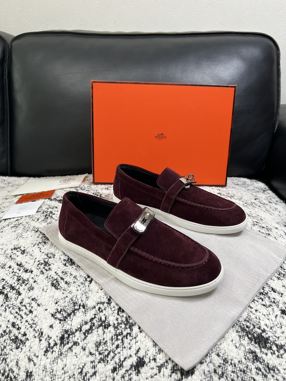 Hermes  高品质  顶级工艺品  爱马仕 专柜同步发售原厂配置，意大利进口原版牛皮面料，高品质拼接