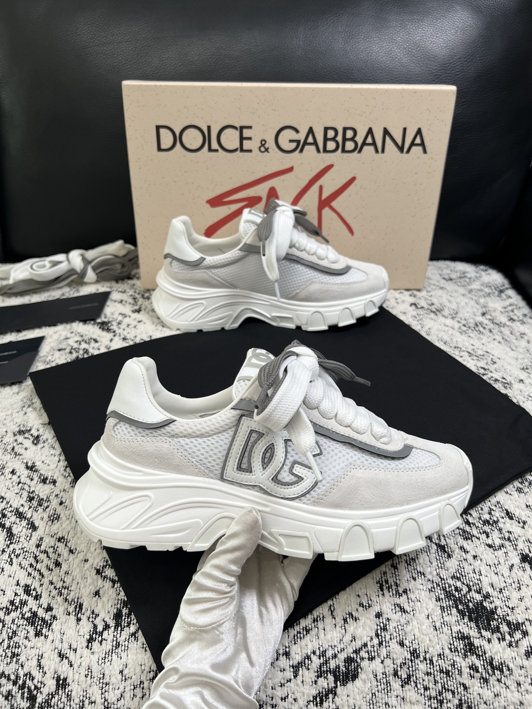 Dolce & Gabbana   高品质  顶级工艺品  杜嘉班纳 爆款专柜新品同步，鞋面意大利进口牛