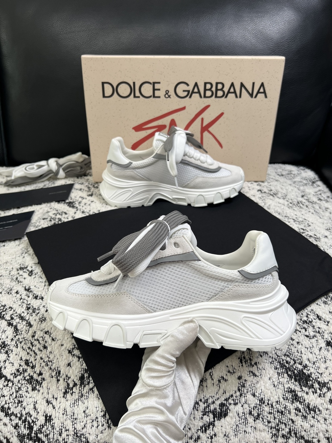 Dolce & Gabbana   高品质  顶级工艺品  杜嘉班纳 爆款专柜新品同步，鞋面意大利进口牛