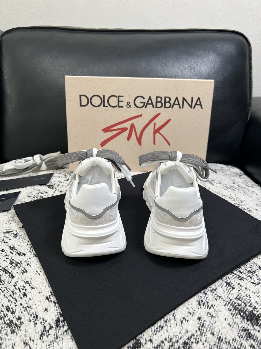 Dolce & Gabbana   高品质  顶级工艺品  杜嘉班纳 爆款专柜新品同步，鞋面意大利进口牛