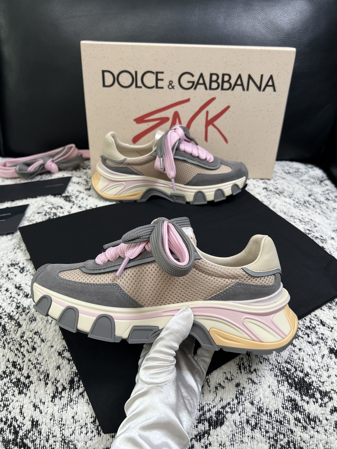 Dolce & Gabbana   高品质  顶级工艺品  杜嘉班纳 爆款专柜新品同步，鞋面意大利进口牛