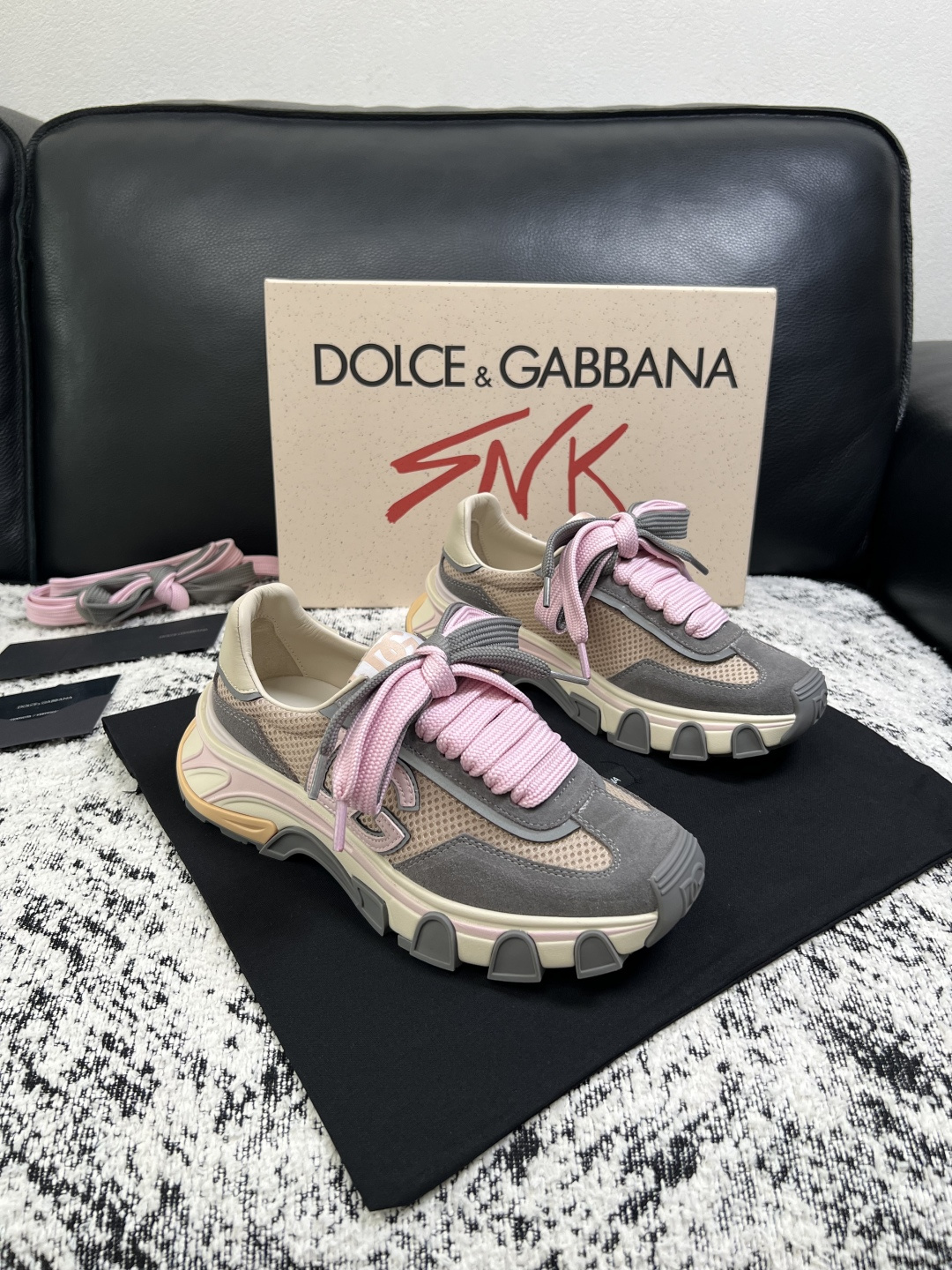 Dolce & Gabbana   高品质  顶级工艺品  杜嘉班纳 爆款专柜新品同步，鞋面意大利进口牛