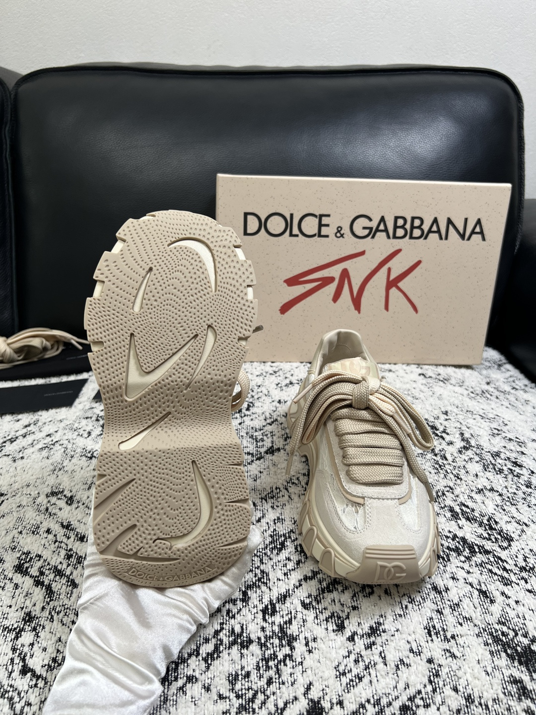 Dolce & Gabbana   高品质  顶级工艺品  杜嘉班纳 爆款专柜新品同步，鞋面意大利进口牛